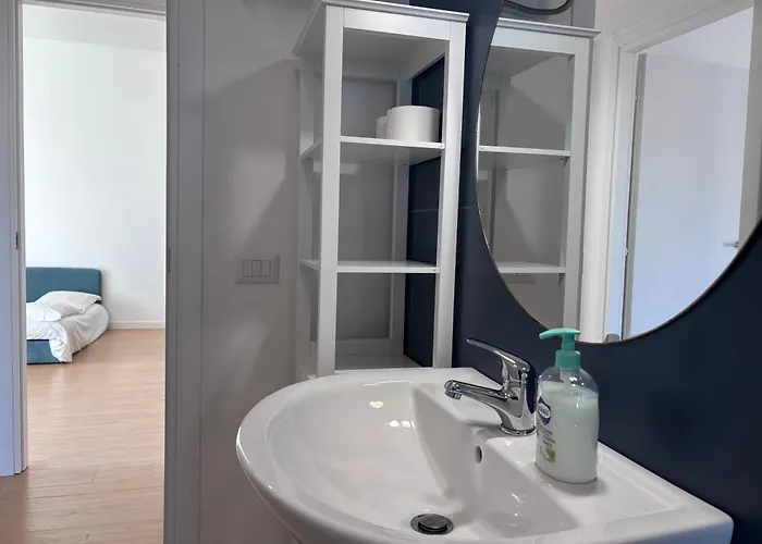 Apartment Domus Blue Giureconsulti *